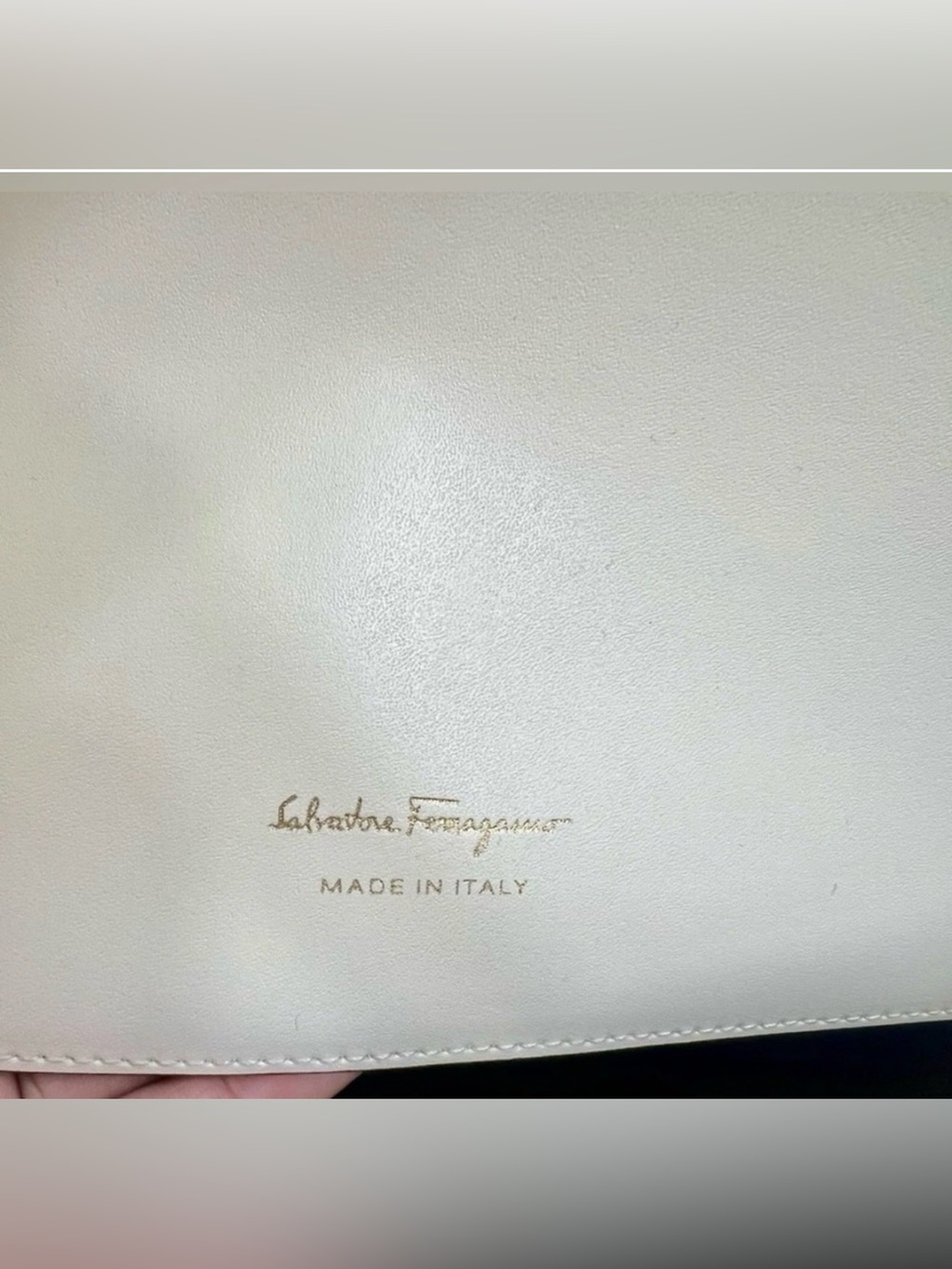 Ferragamo Bonnie Leather Tote Bag - White (NWT) - Picture 4 of 9